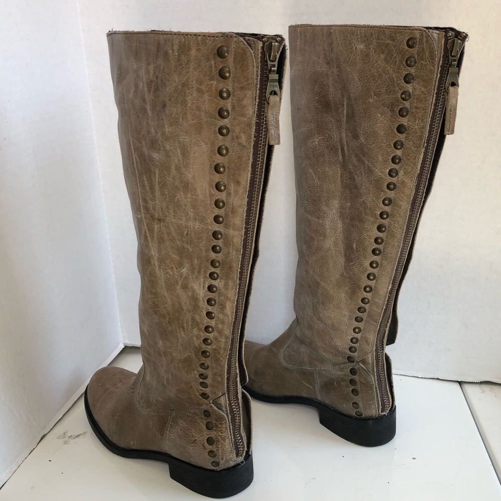 Steven Steve Madden Rannt taupe distressed tall studded boots